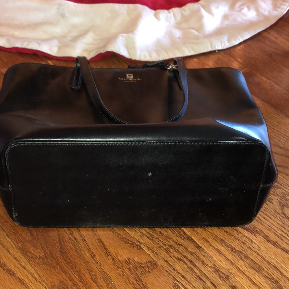 Kate Spade tote - Picture 4 of 4